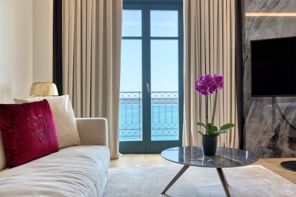 Grand Hotel Kalamata 1