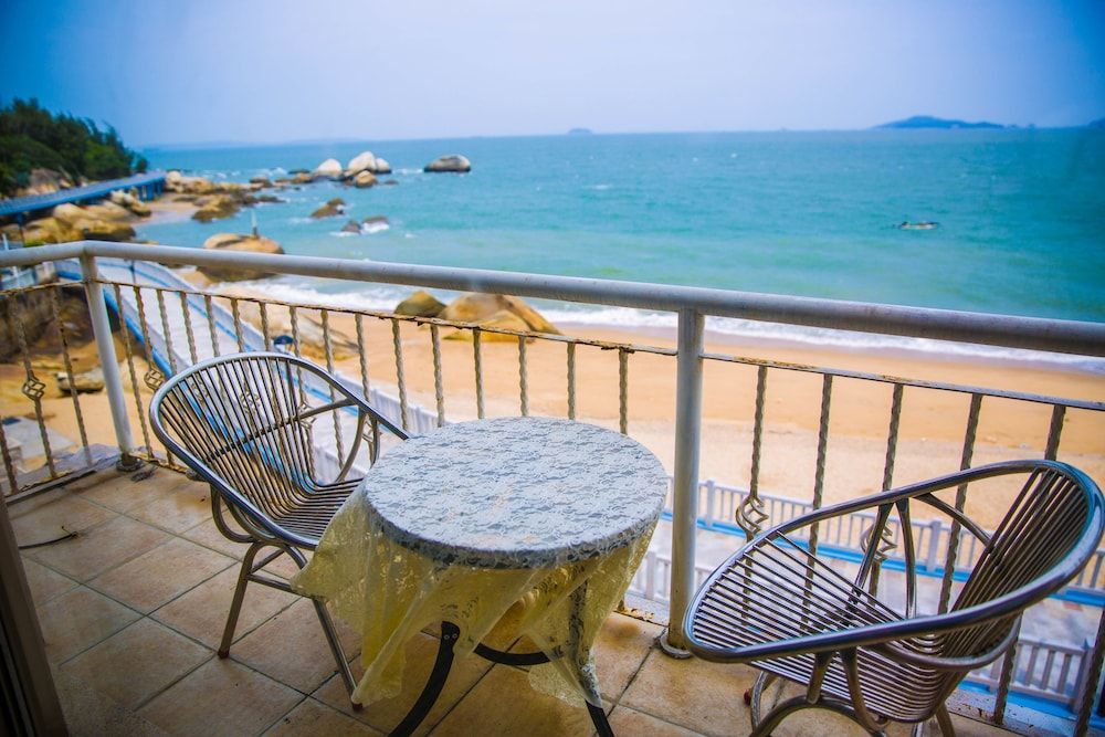 Titan Paradise Xiamen Hotel 1
