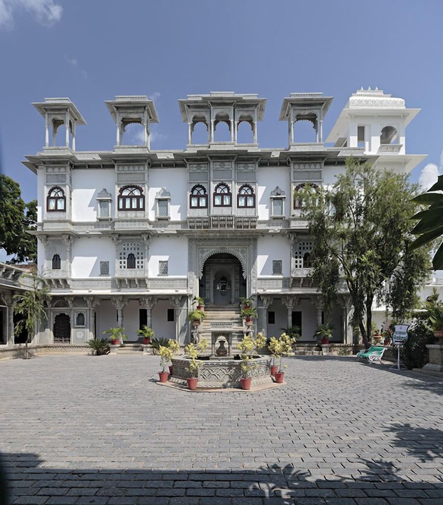Amet Haveli - A Heritage Hotel Udaipur 1