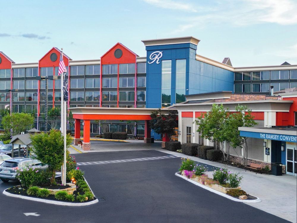 The Ramsey Hotel and Convention Center Pigeon Forge 1