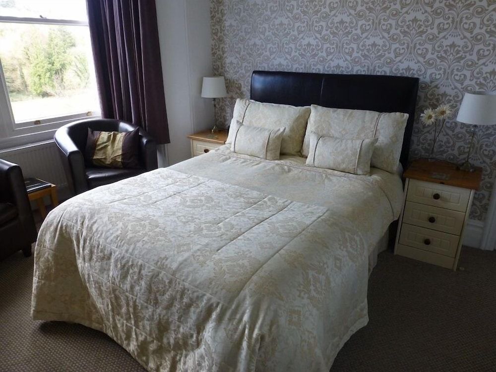 Bryn Derwen Guest House 2
