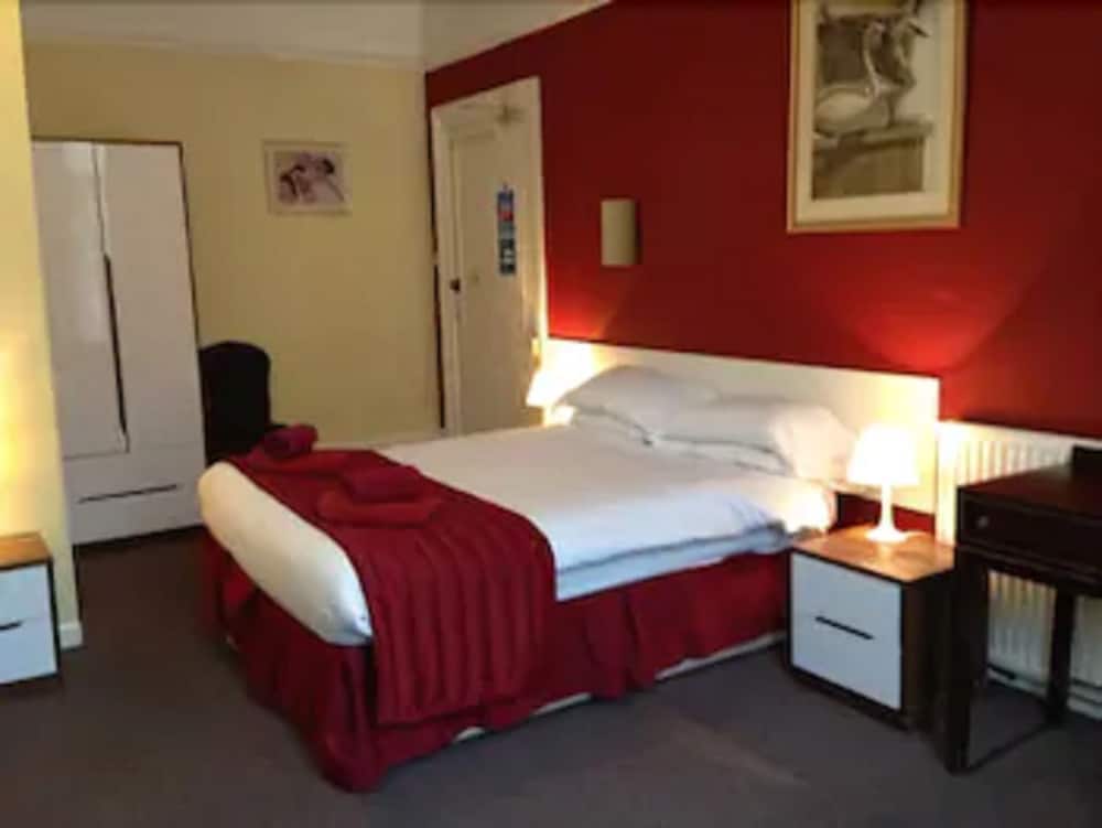 Abbey Lodge Hotel 2