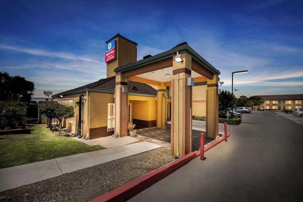 SureStay Plus Hotel by Best Western San Jose Central City 1