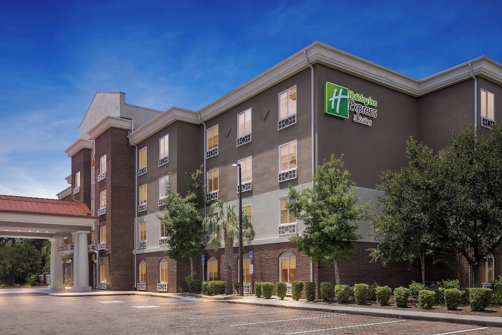 Holiday Inn Express & Suites SAVANNAH - MIDTOWN by IHG 1