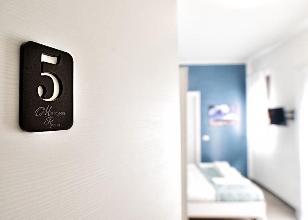 Catania Rooms 2