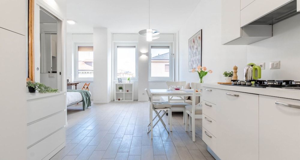 JOIVY Bright Studio For 3 Near Porta Romana And Ied 1