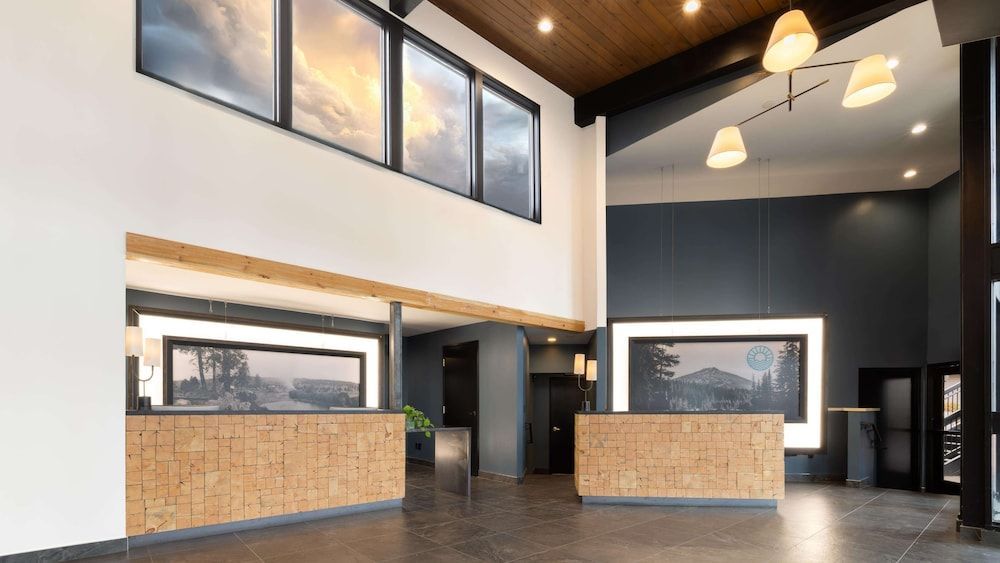 Riverhouse Lodge 2