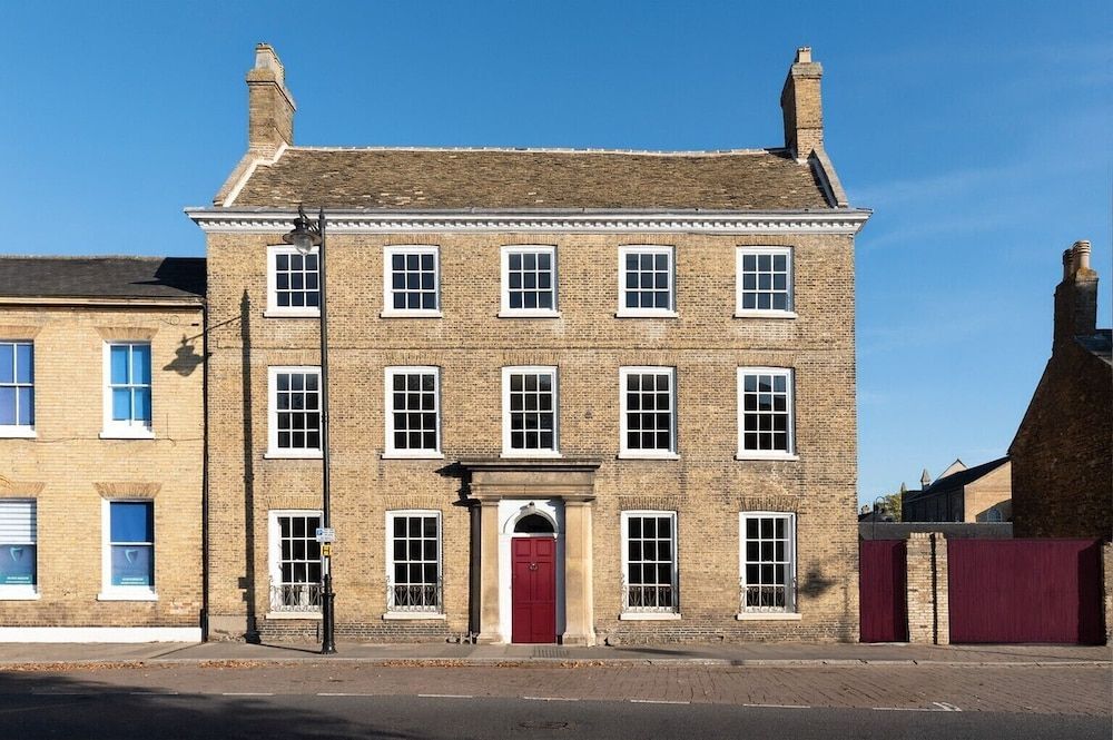 Poets 24 Apartments 1