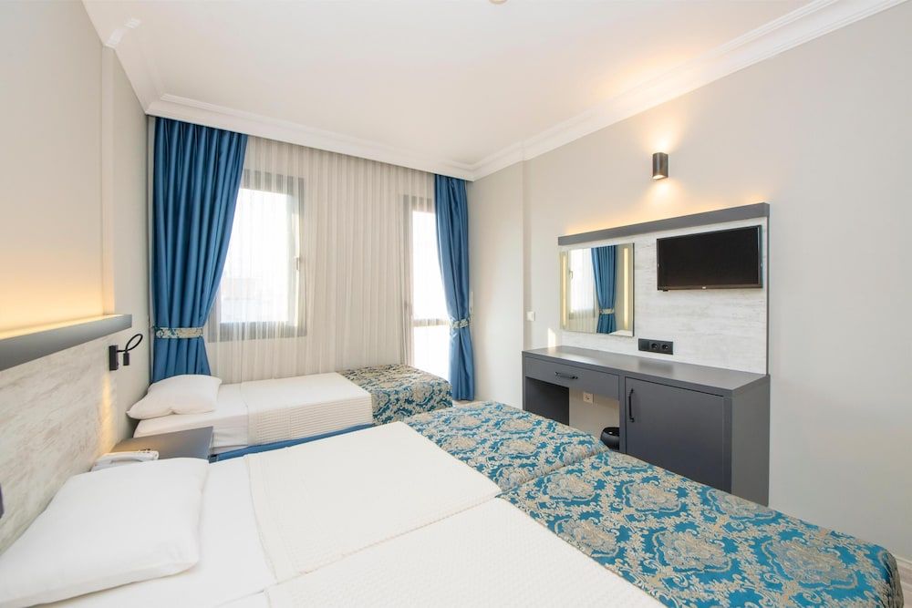 Golden Moon Hotel 2