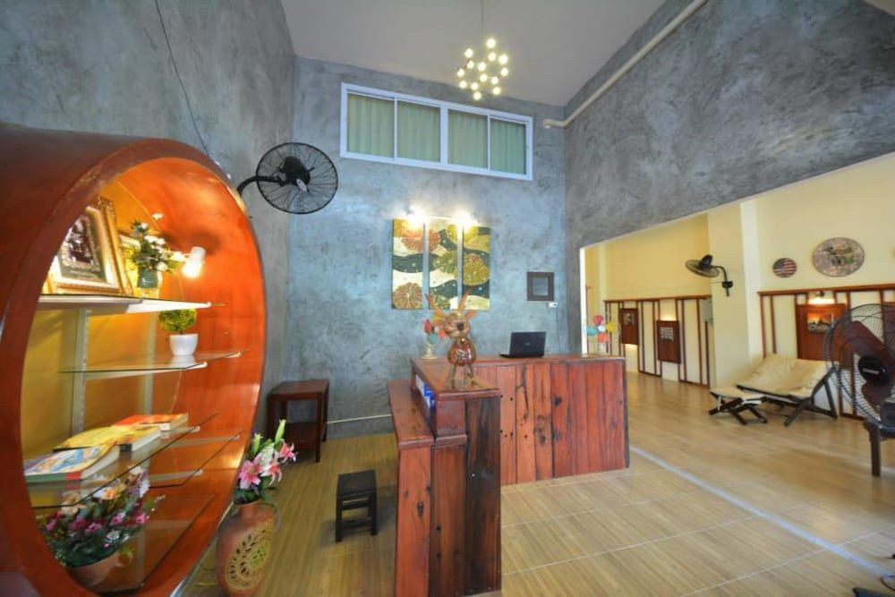 Phangan Barsay Hostel 1