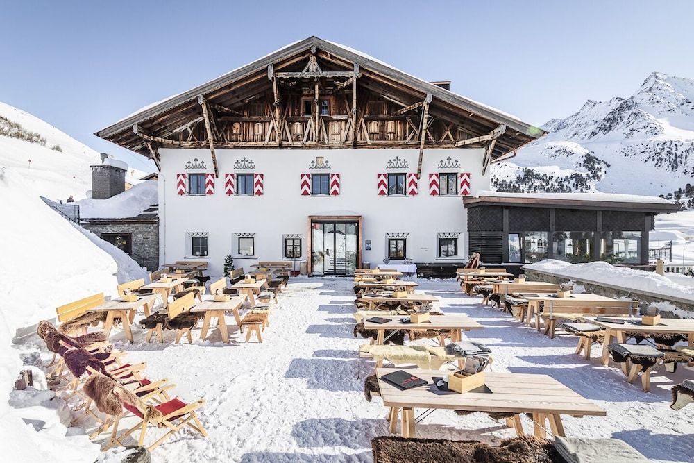 Hotel Jagdschloss Resort 1