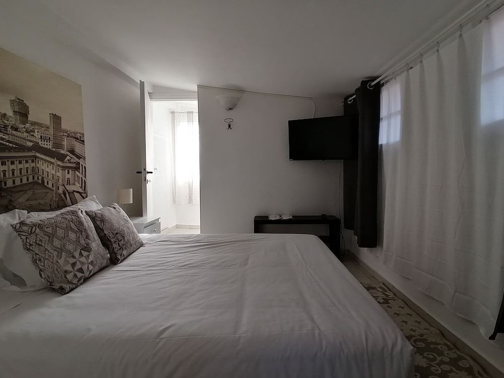 Mercanti Attic Version 2
