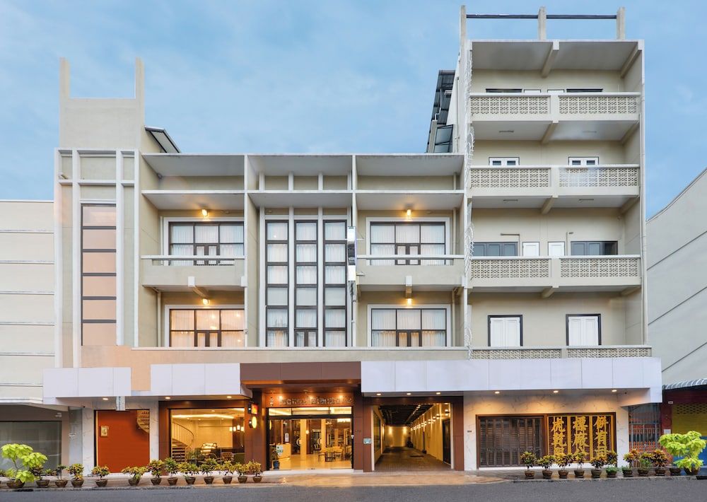 Oldthaiheng Hotel 1