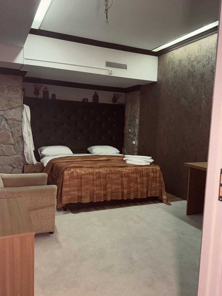 Hotel Cinema 2