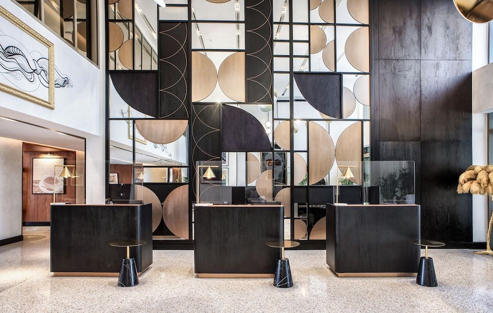 Vignette Collection TH8 PALM DUBAI BEACH RESORT by IHG 2