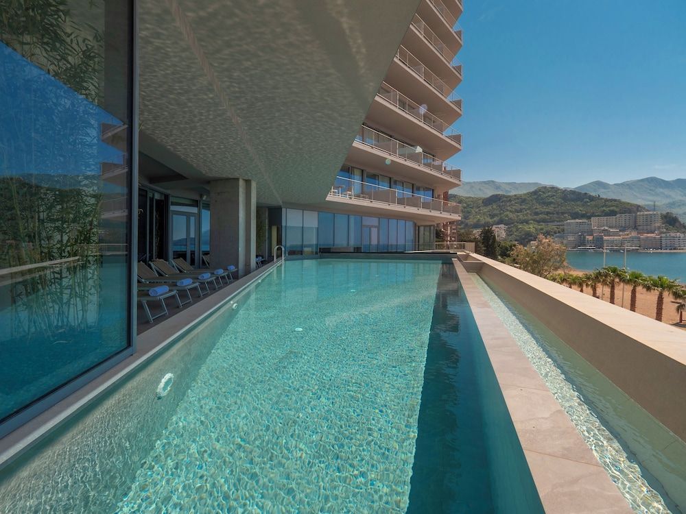 Sea Star Budva 1