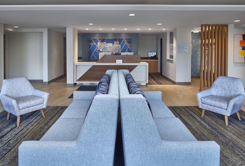 Holiday Inn Express AKRON NW - FAIRLAWN by IHG 1