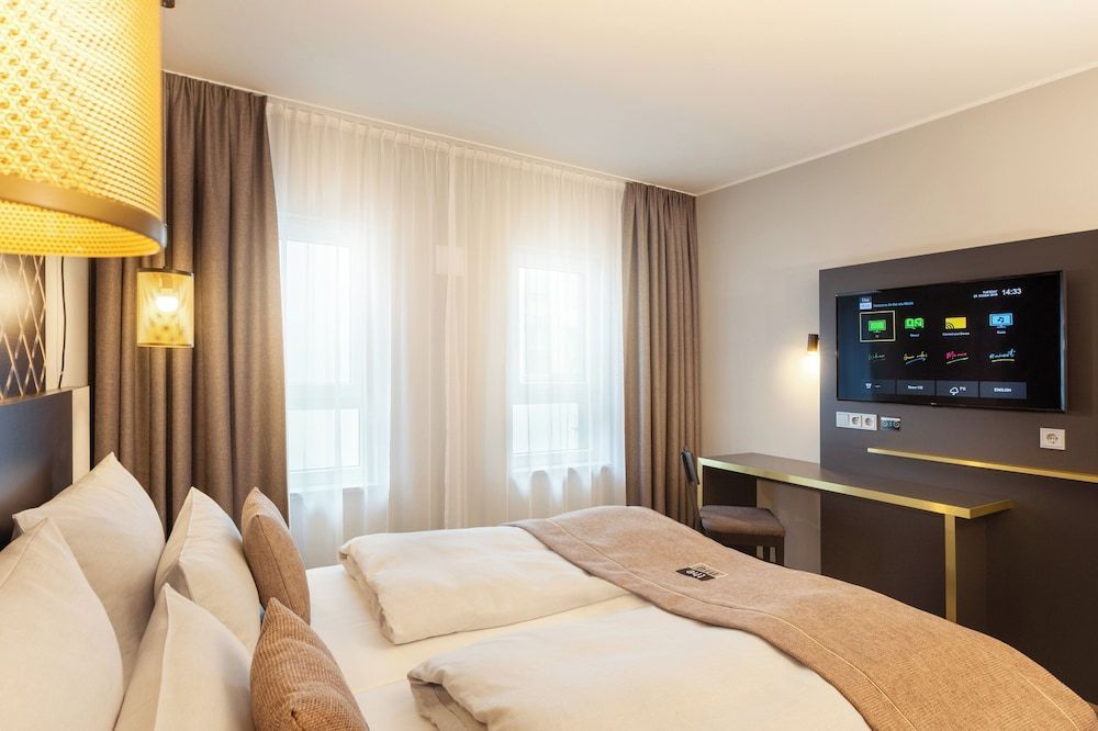 Holiday Inn - the niu, MESH STUTTGART MESSE by IHG 2