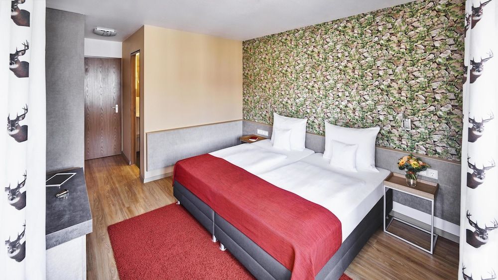 Hirsch Hotel 2
