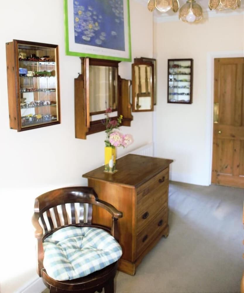 The Witterings Bed and Breakfast 2