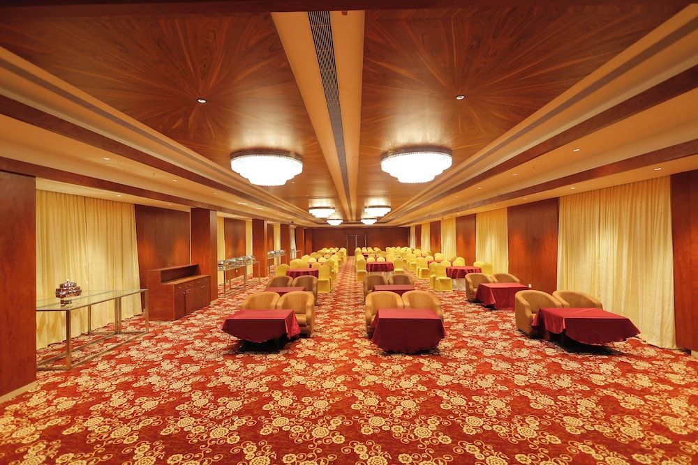Icon Grand Hotel By Bhagini 2