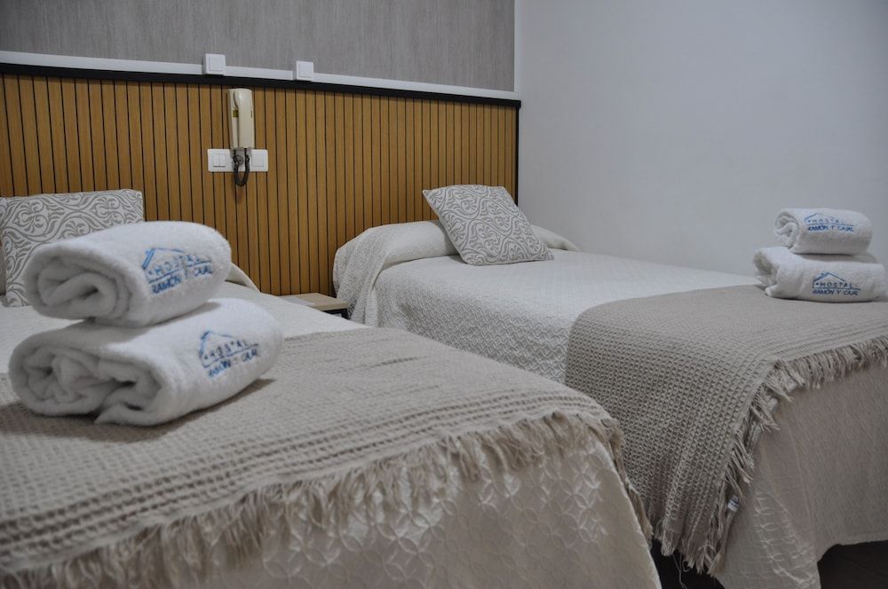 Hostal Ramón y Cajal 1
