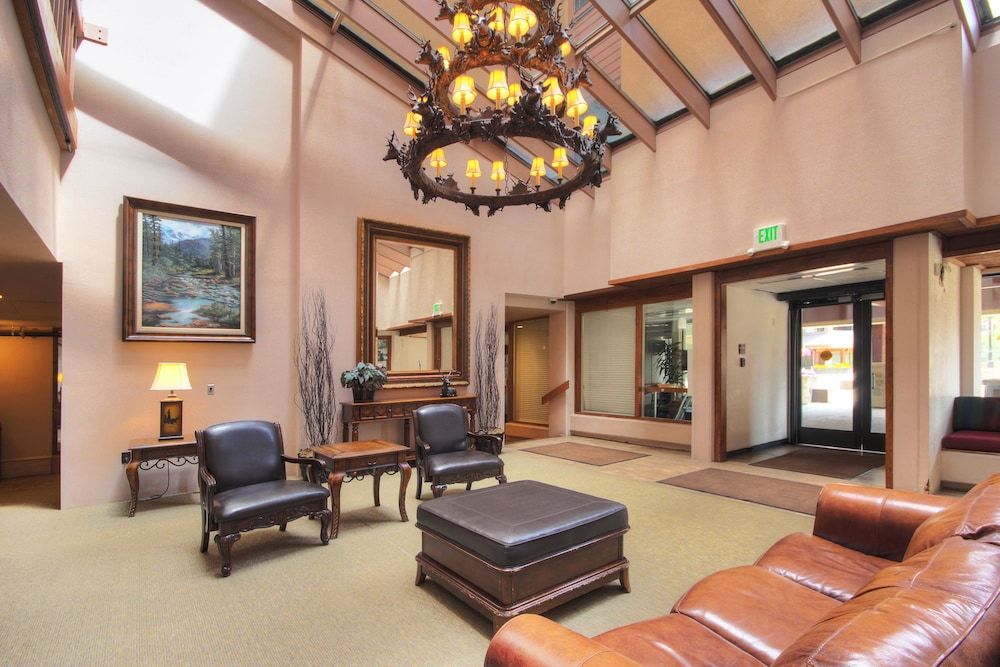 Village at Breckenridge, A Vail Resorts Property 2