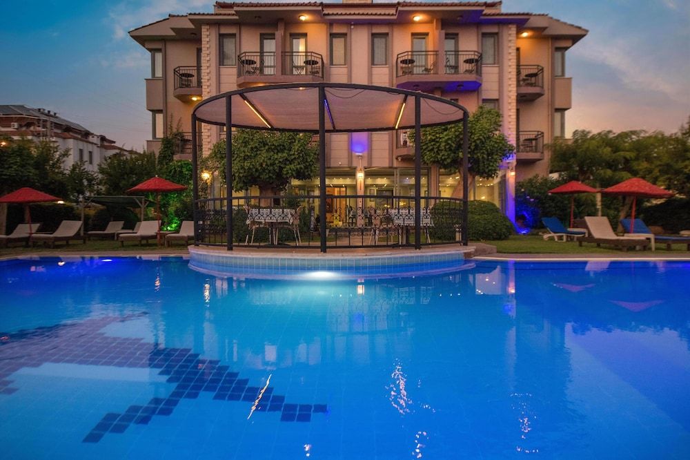 Golden Moon Hotel 1