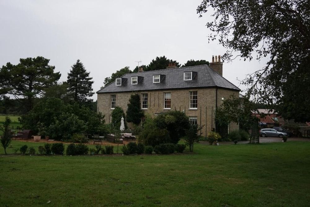 Red Lodge Country House 1