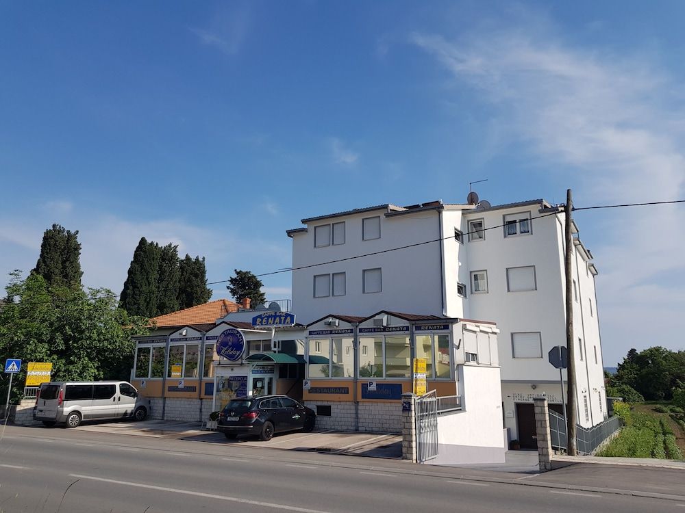 Guesthouse Varnica 1