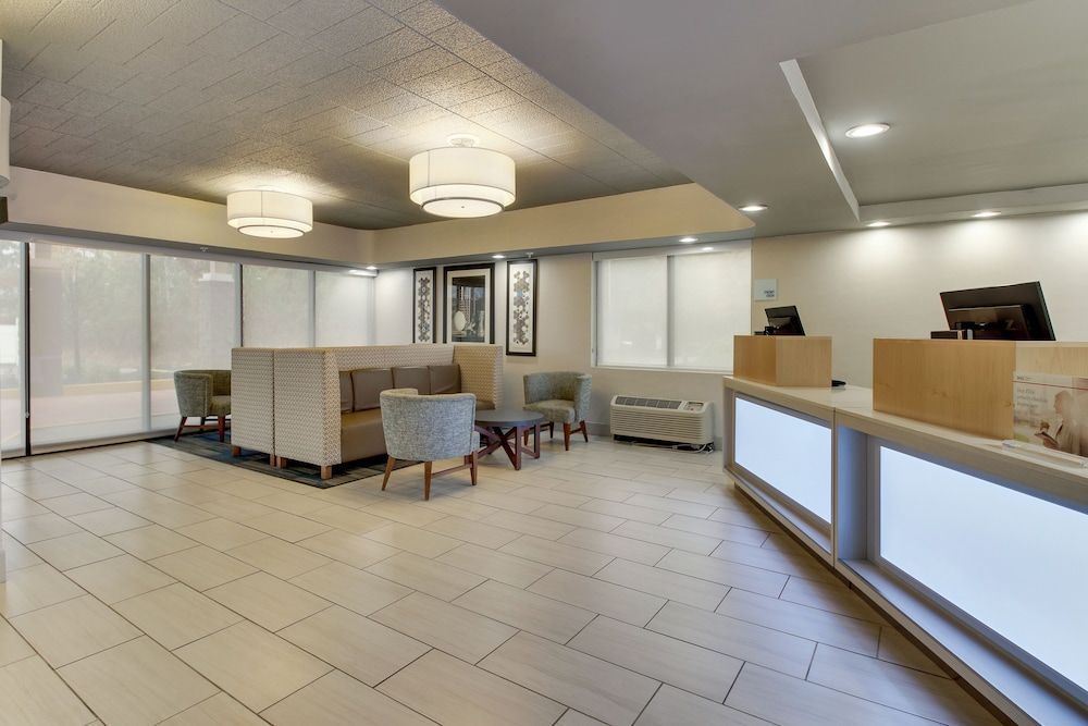 Holiday Inn Express PITTSTON - SCRANTON AIRPORT by IHG 2