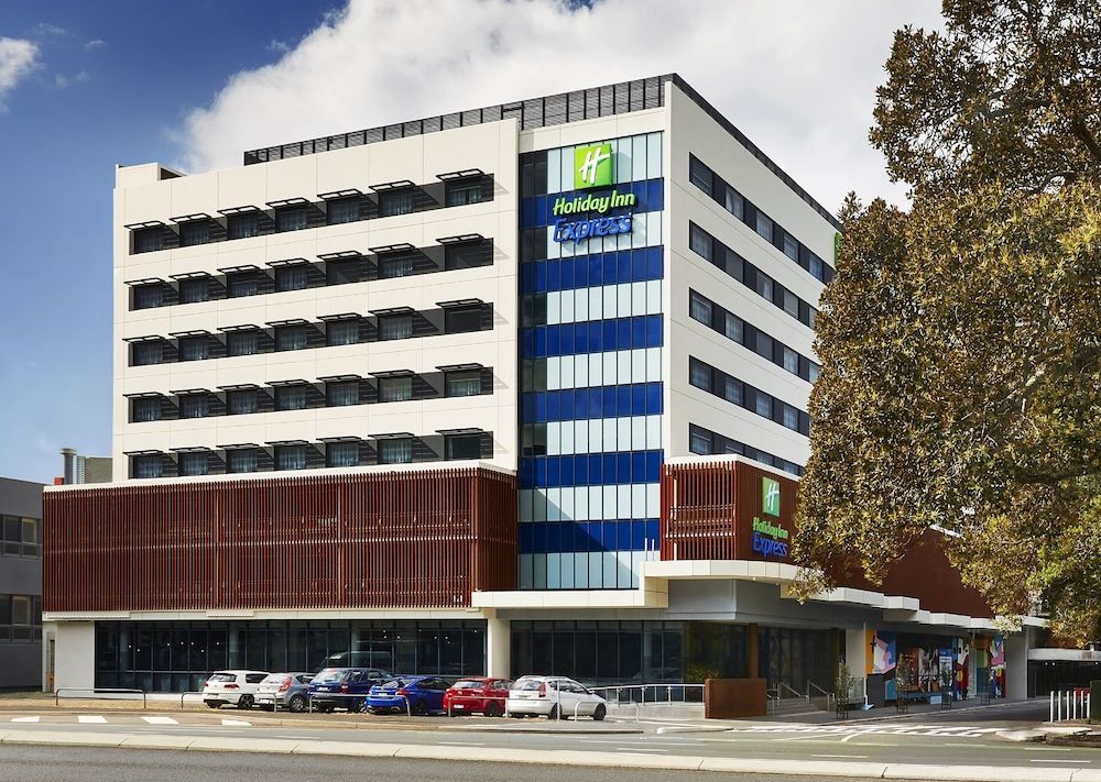 Holiday Inn Express NEWCASTLE by IHG 1