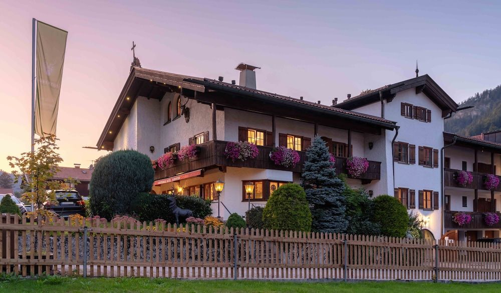 Hotel Hubertus Schliersee 1