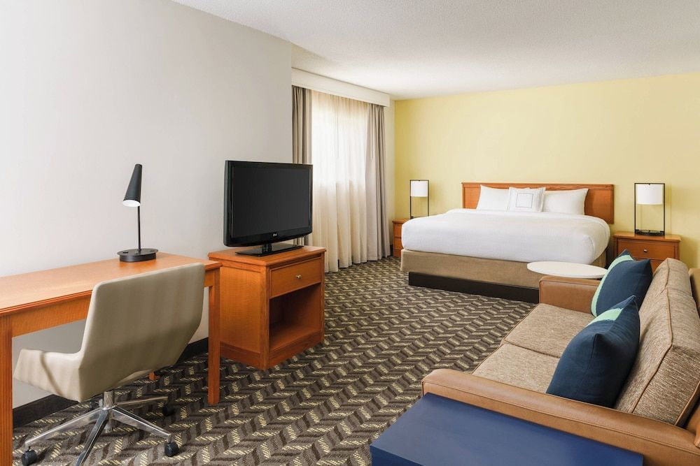 Residence Inn by Marriott Hartford Windsor 1