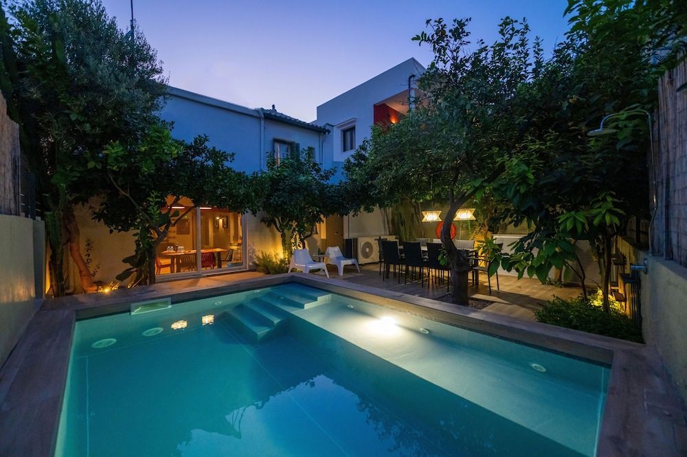 City Cottage 1