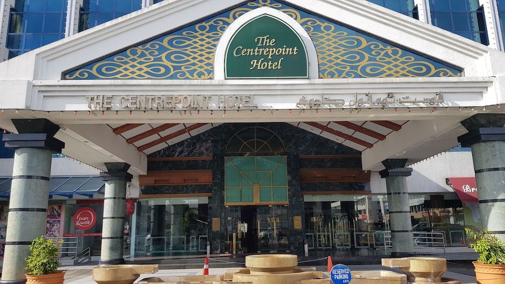 The CentrePoint Hotel 1