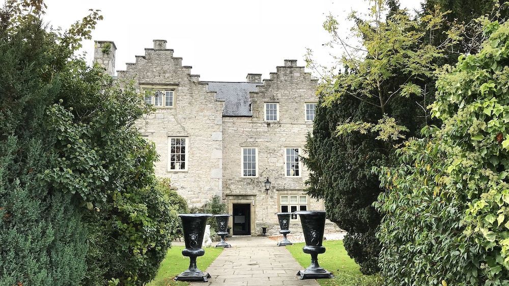 Faenol Fawr Country Hotel 1