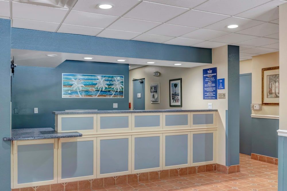 Hutchinson Island Hotel 2