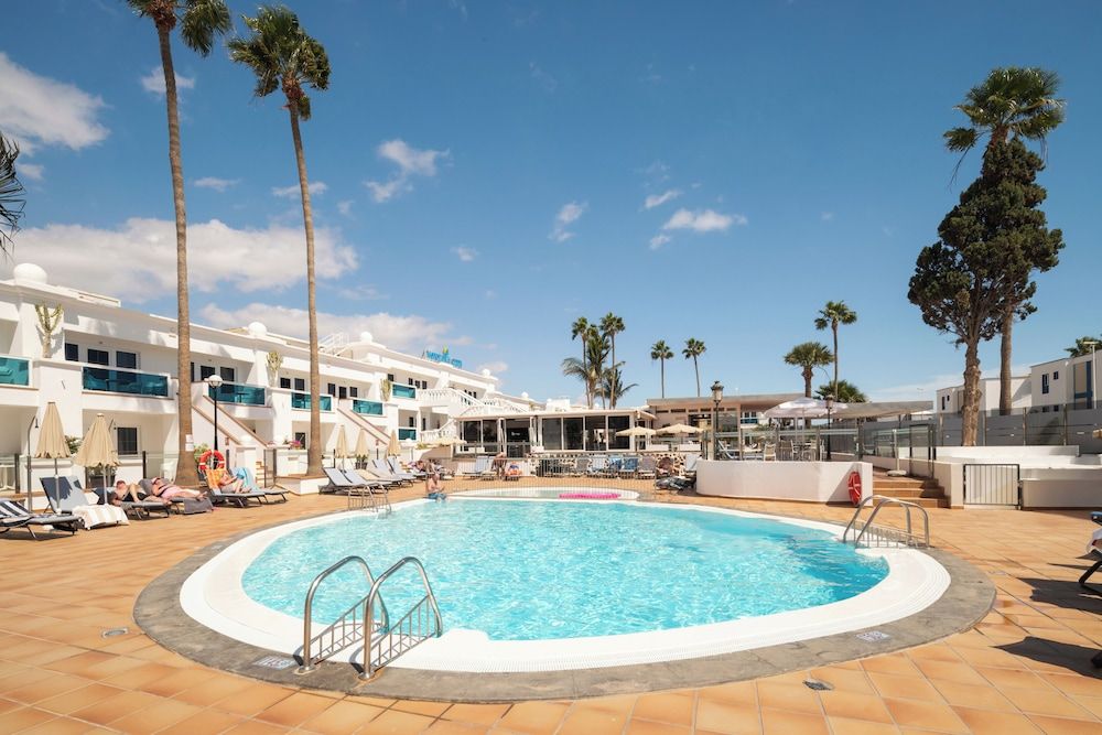 Suite Hotel Montana Club 1