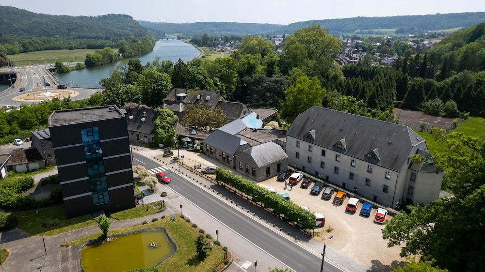 Hotel Les Jardins De La Molignée 1