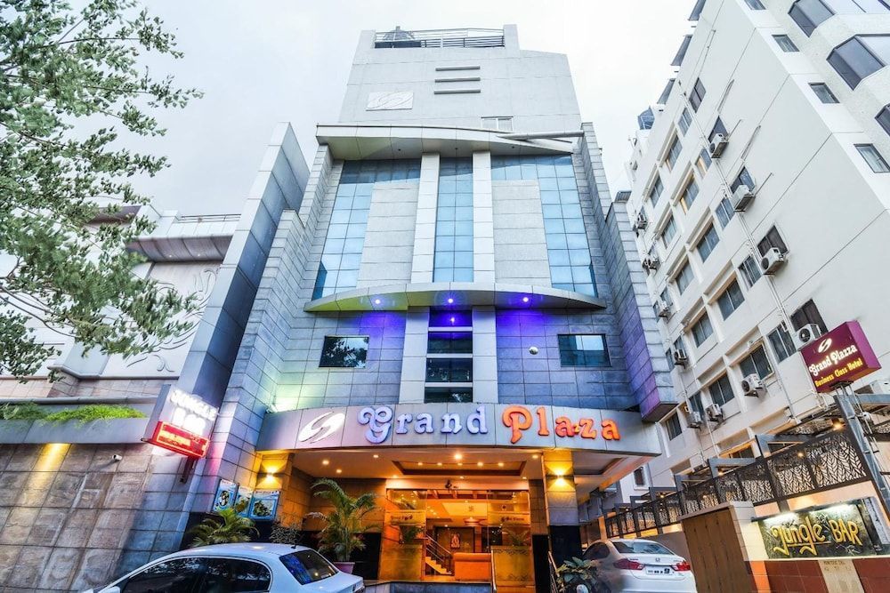 HOTEL GRAND PLAZzA 1