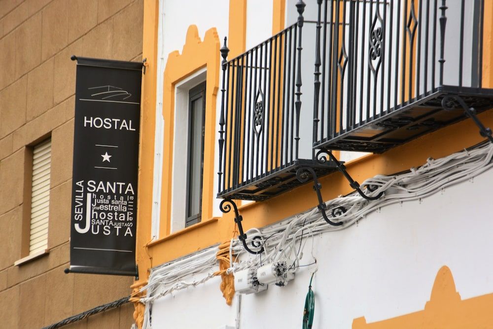 Hostal Sevilla Santa Justa - Adults only 1