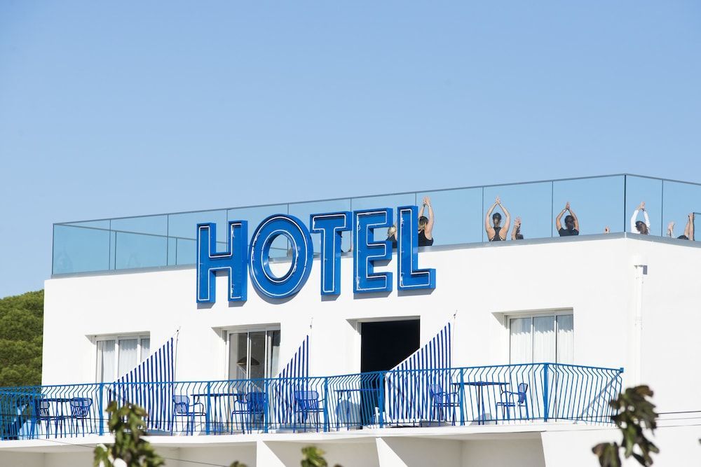 Hôtel La Reine Jane 1
