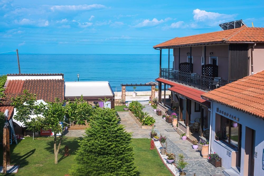 Kamelia & Semeli Hotel 1