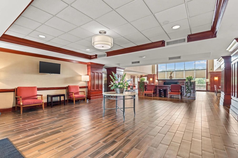 Comfort Suites Manassas Battlefield Park 2