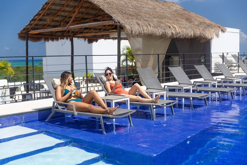 Sunday Hotel 52, Playa del Carmen 1