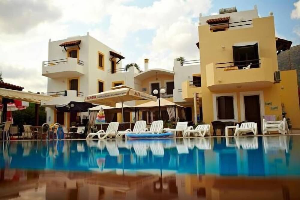 Sun and Sea Apartments 1