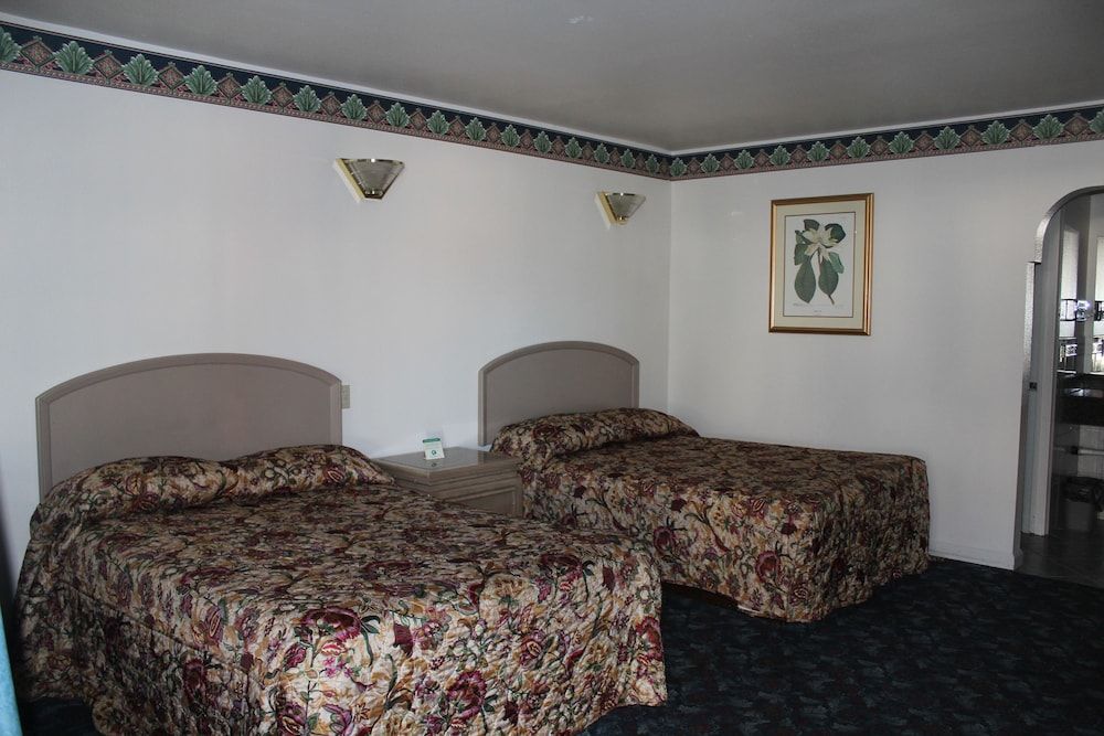 Best Whittier Inn 2