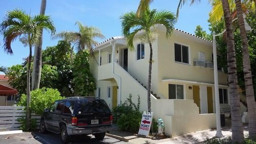 Ocean Drive Villas 1