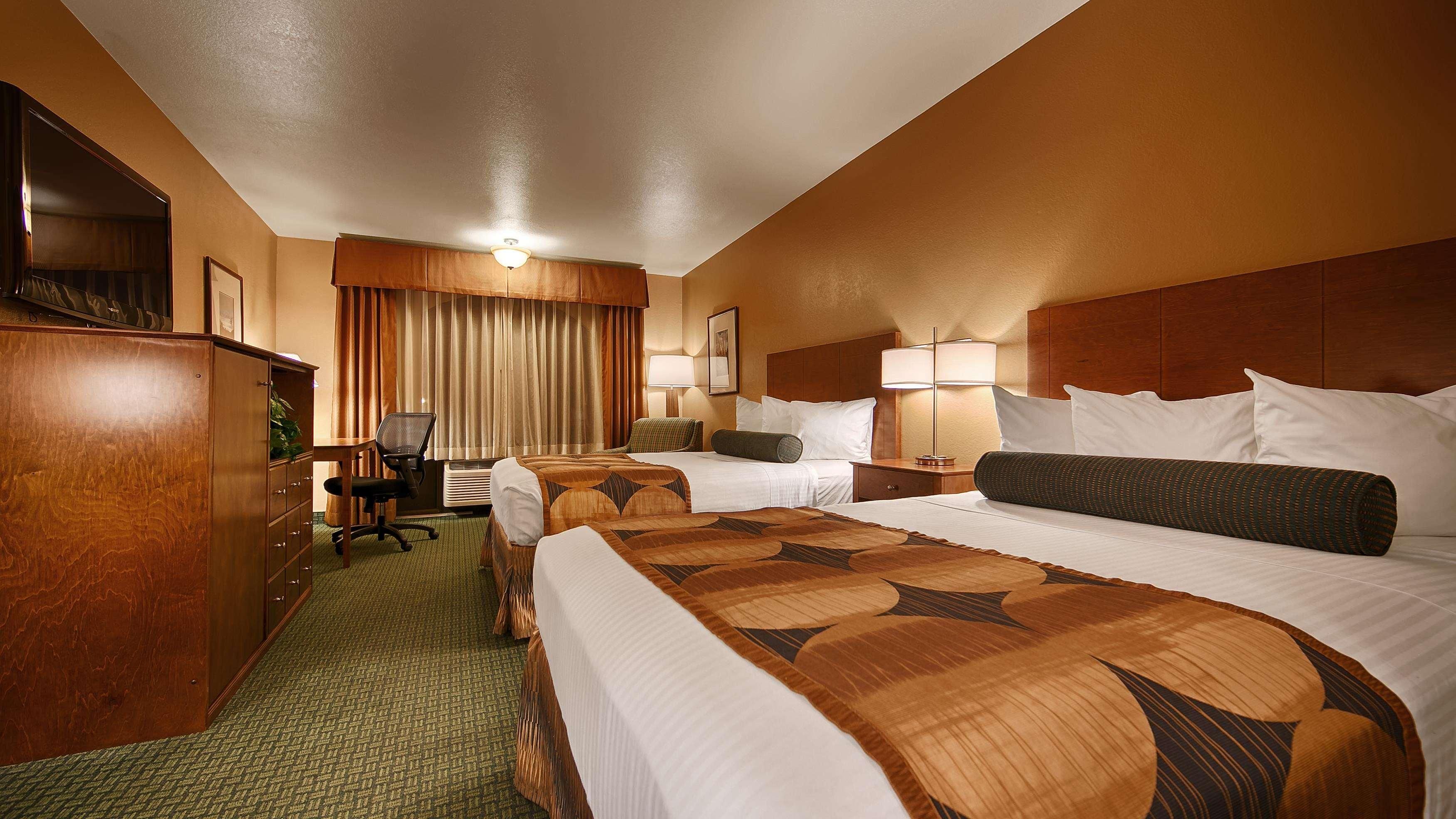 Inn at Joshua Tree 1